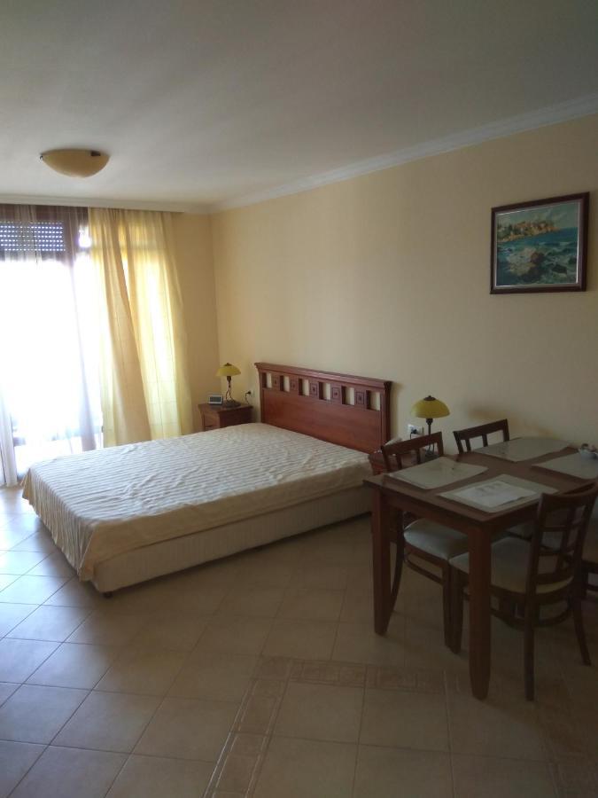 Santa Marina Holiday Village,211-40,411-42,411-43 索佐波尔 外观 照片